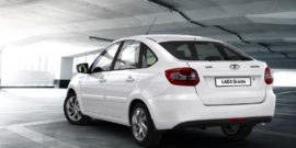 Как снять обшивку задних и передних дверей автомобиля Лада Гранта