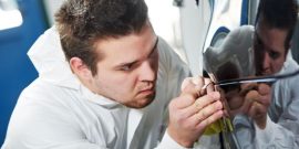 Как подкрасить сколы на машине самому